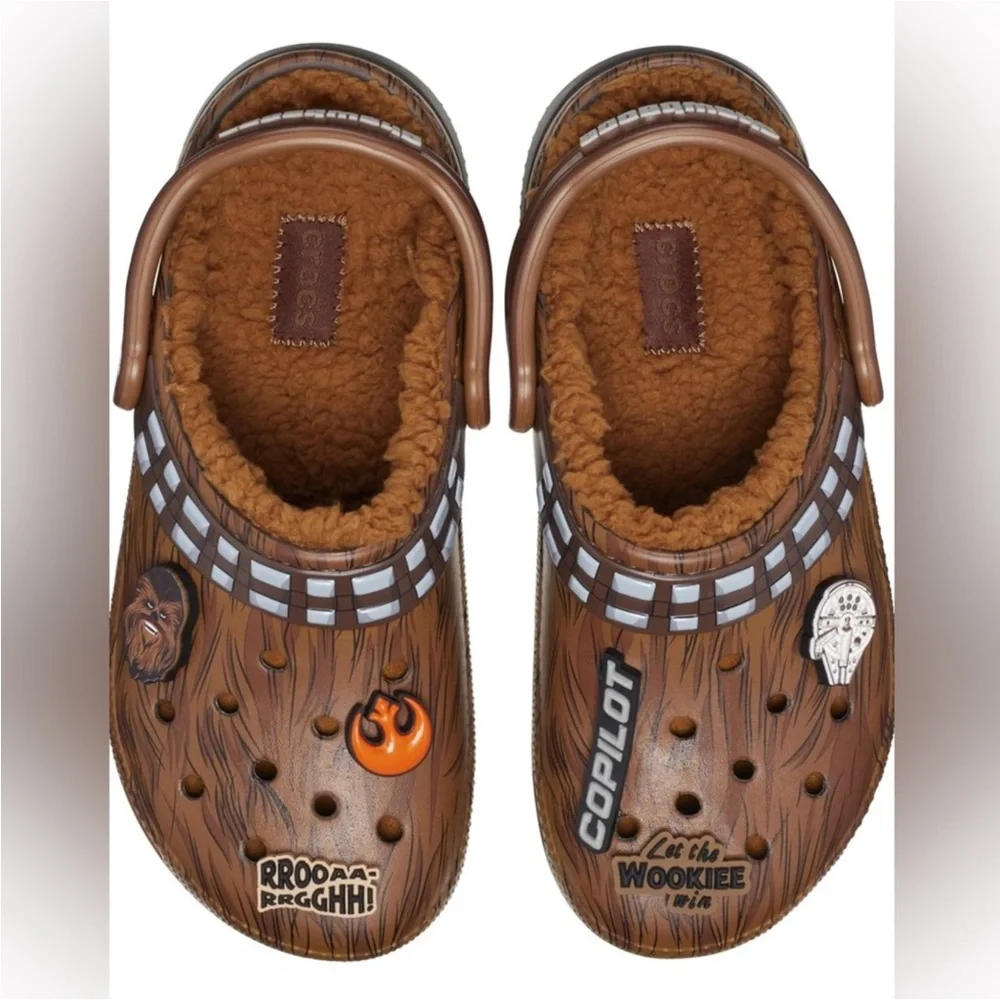 Disney Star Wars Chewbacca Lined Crocs Size 1 Toddler Wookiee Fuzzy Clogs